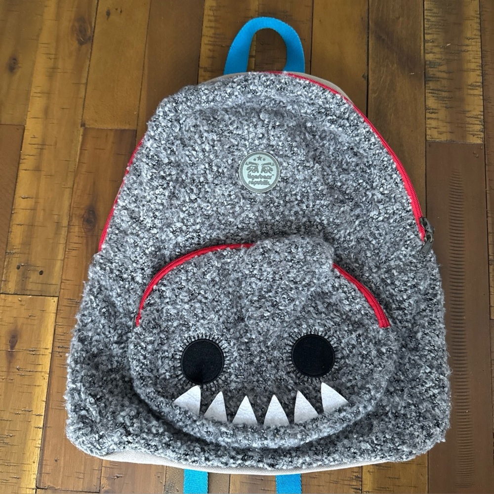 TIGERBEAR republic plush fuzzy 3D shark backpack teeth fin stripes kids
